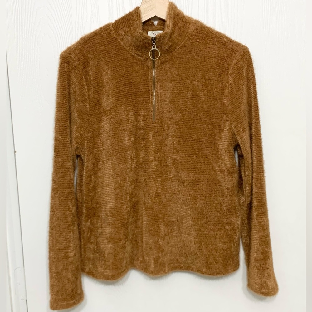 Women’s mock turtle neck brown size L